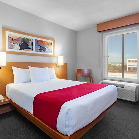 City Express By Marriott Celaya Parque المظهر الخارجي الصورة