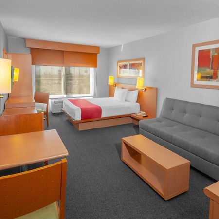 City Express By Marriott Celaya Parque المظهر الخارجي الصورة