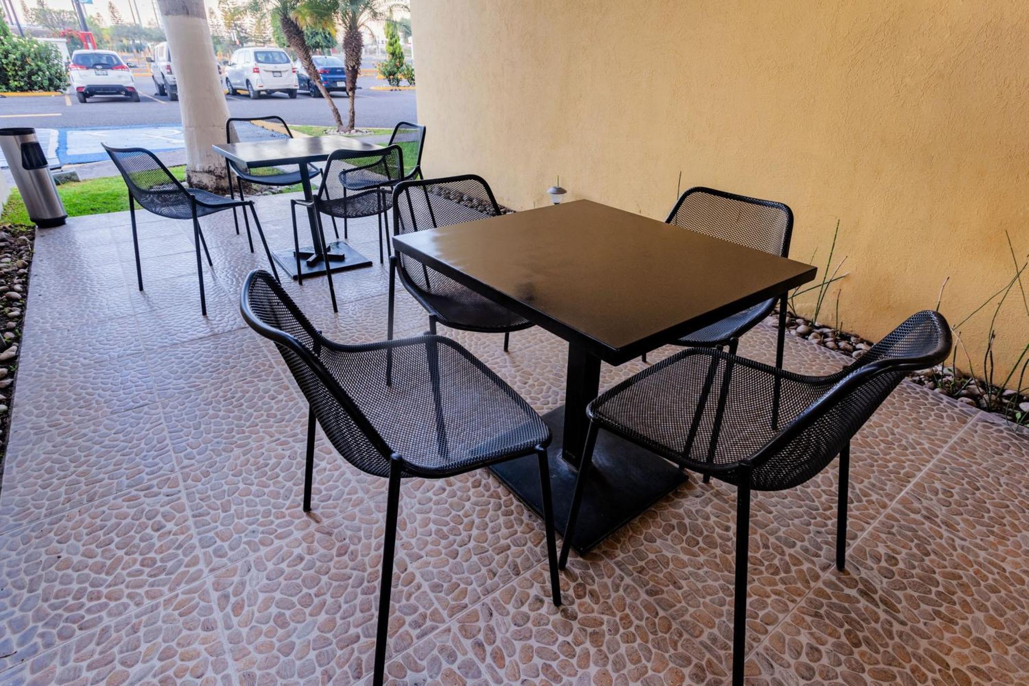 City Express By Marriott Celaya Parque المظهر الخارجي الصورة