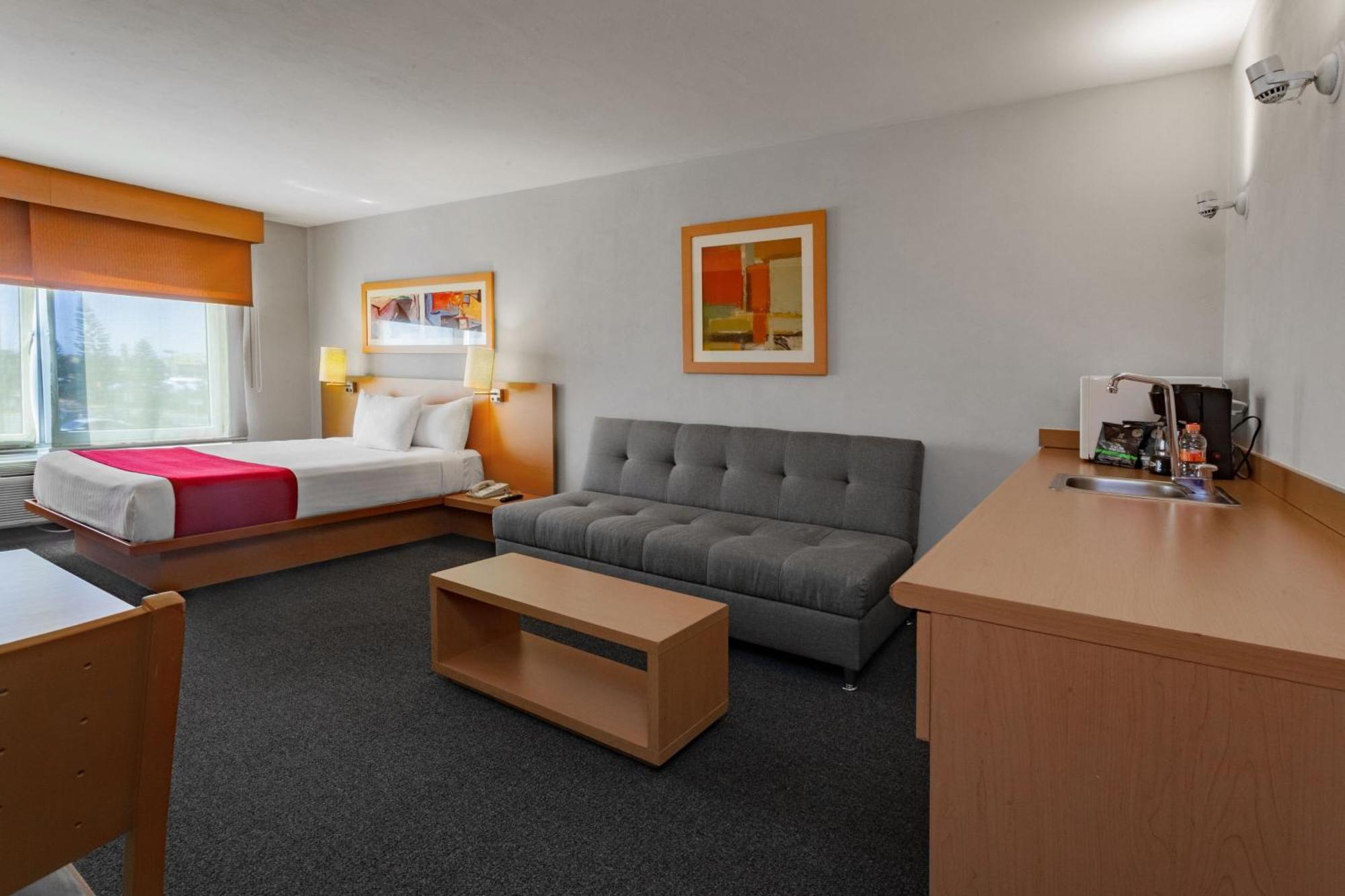 City Express By Marriott Celaya Parque المظهر الخارجي الصورة