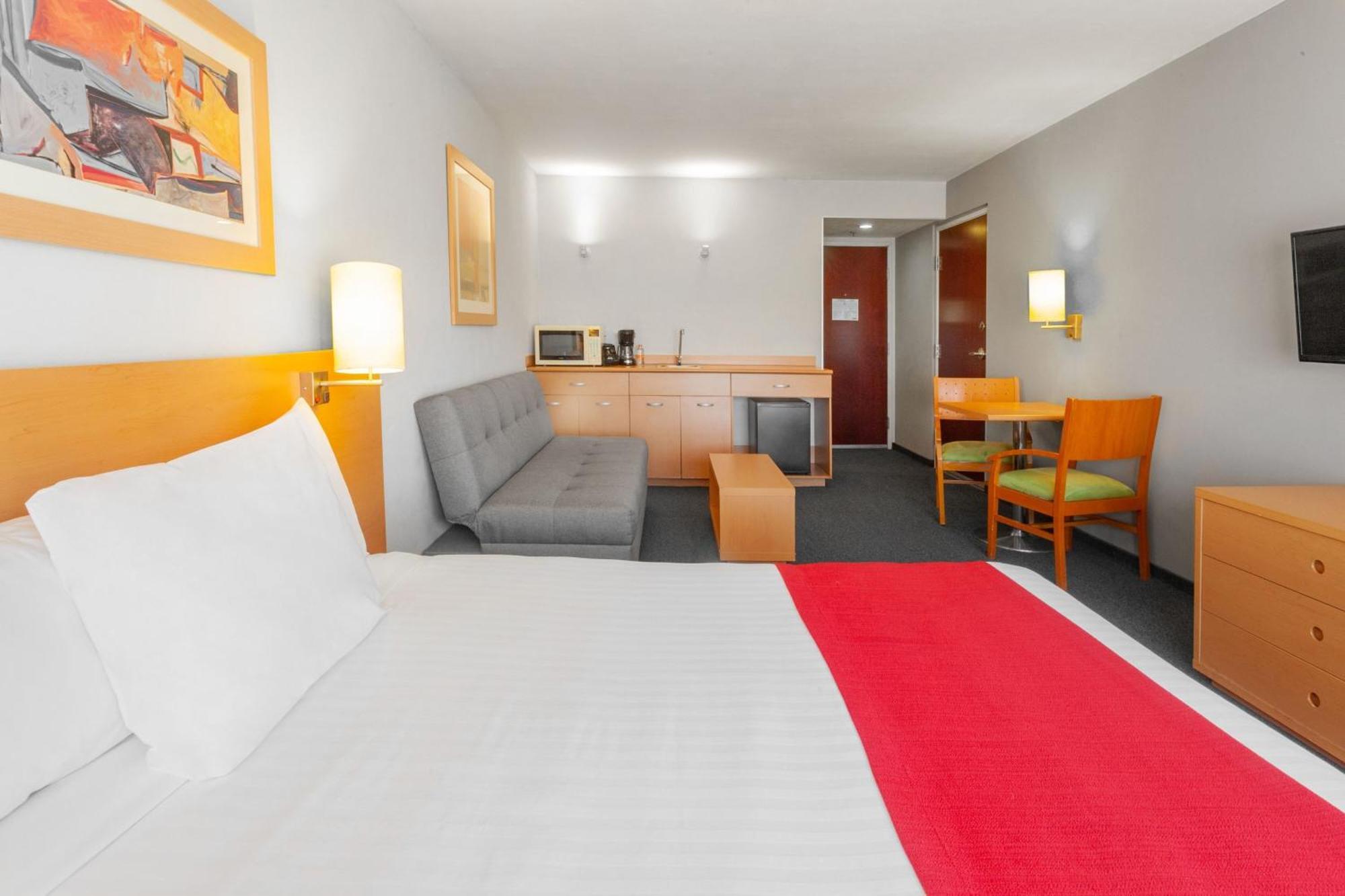 City Express By Marriott Celaya Parque المظهر الخارجي الصورة
