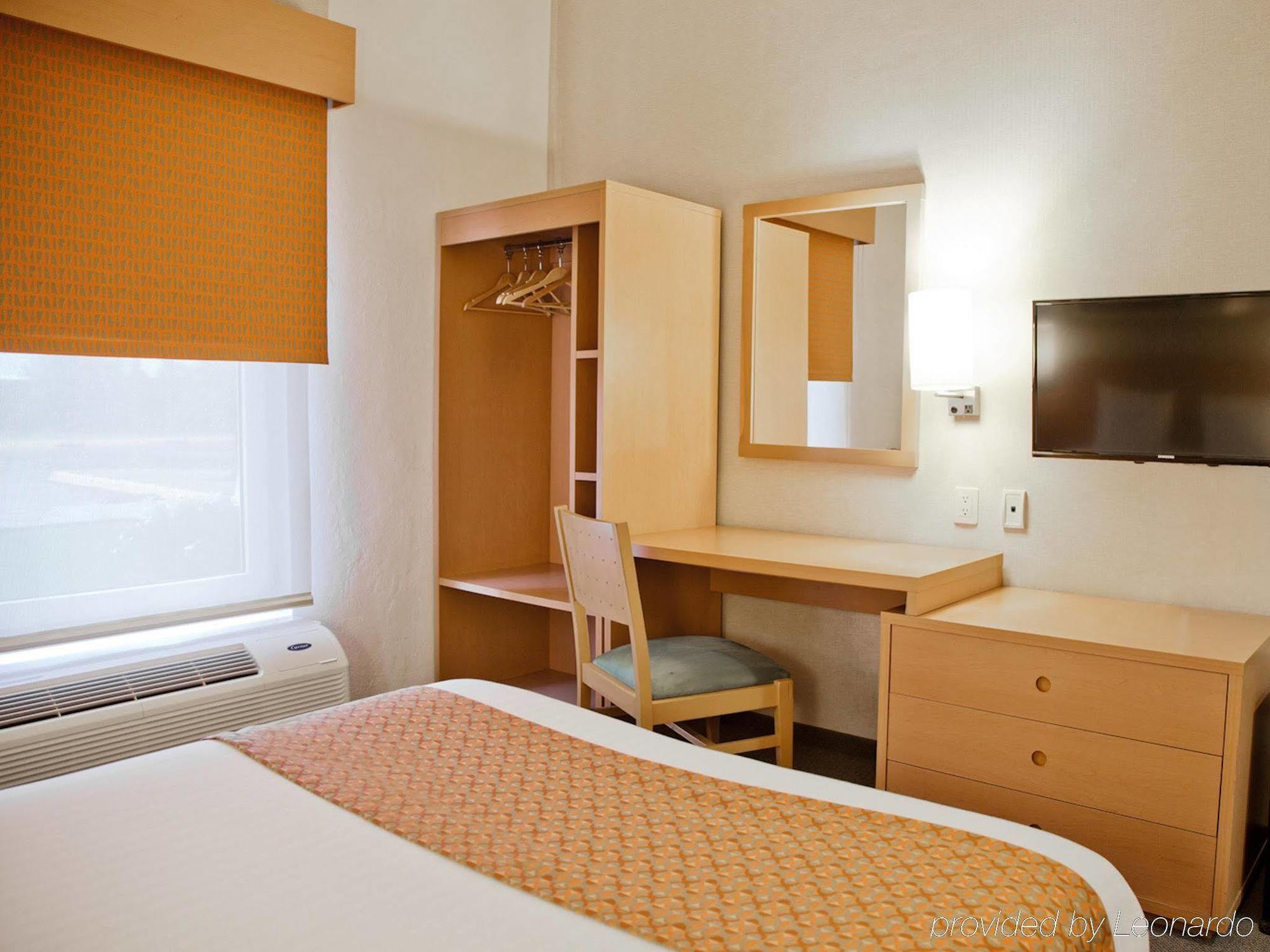 City Express By Marriott Celaya Parque المظهر الخارجي الصورة