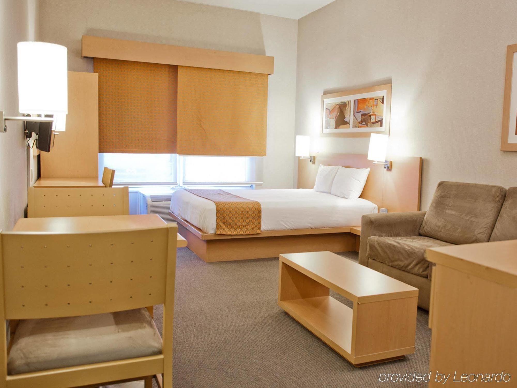 City Express By Marriott Celaya Parque المظهر الخارجي الصورة
